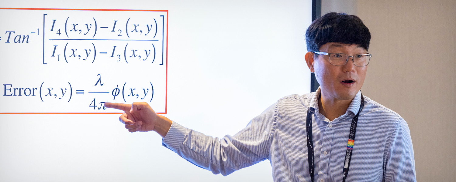SPIE Instructor Daewook Kim teaching a course at SPIE Optics + Photonics