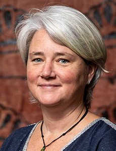 Women in Optics profile headshot: Fr&eacute;d&eacute;rique Vanholsbeeck